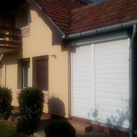Orszag Apartmanhaz Zalakaros Exterior foto